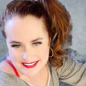 Meet your Posher, Carissa